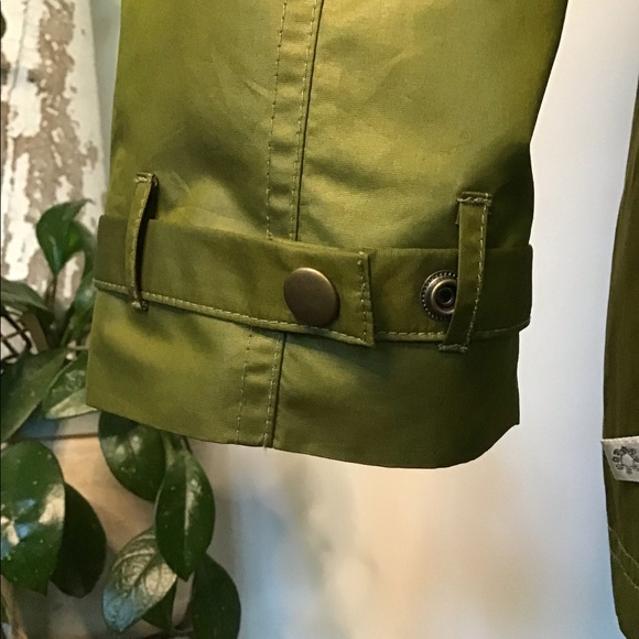 ZENERGY BY CHICO’S Jacket - Picture 5 of 12